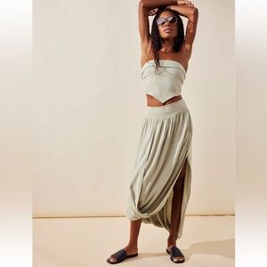 FREE PEOPLE STAY AWHILE SET